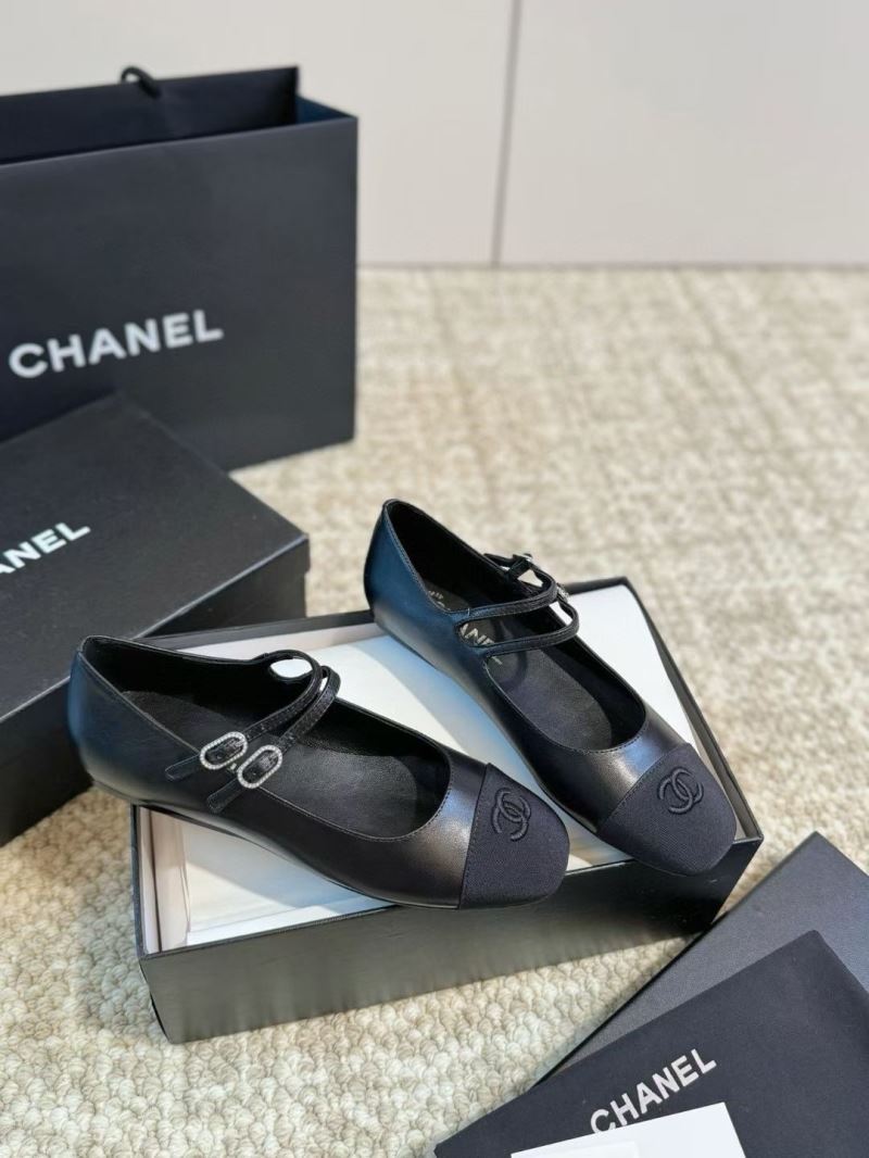 Chanel Low Shoes